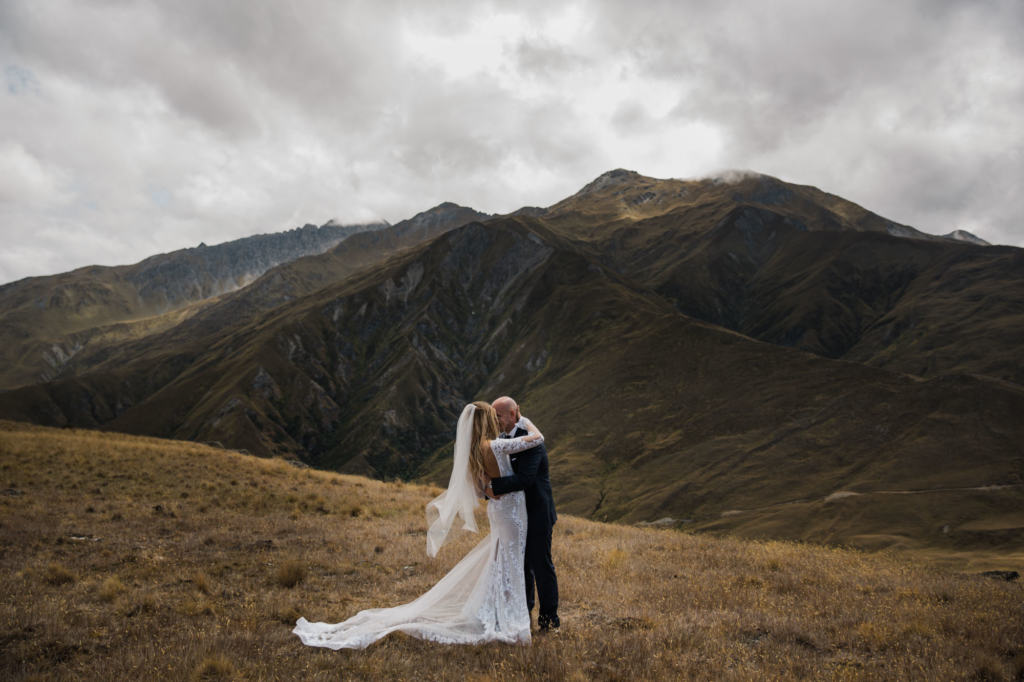 Bride And Groom In The Mountains In Wanaka